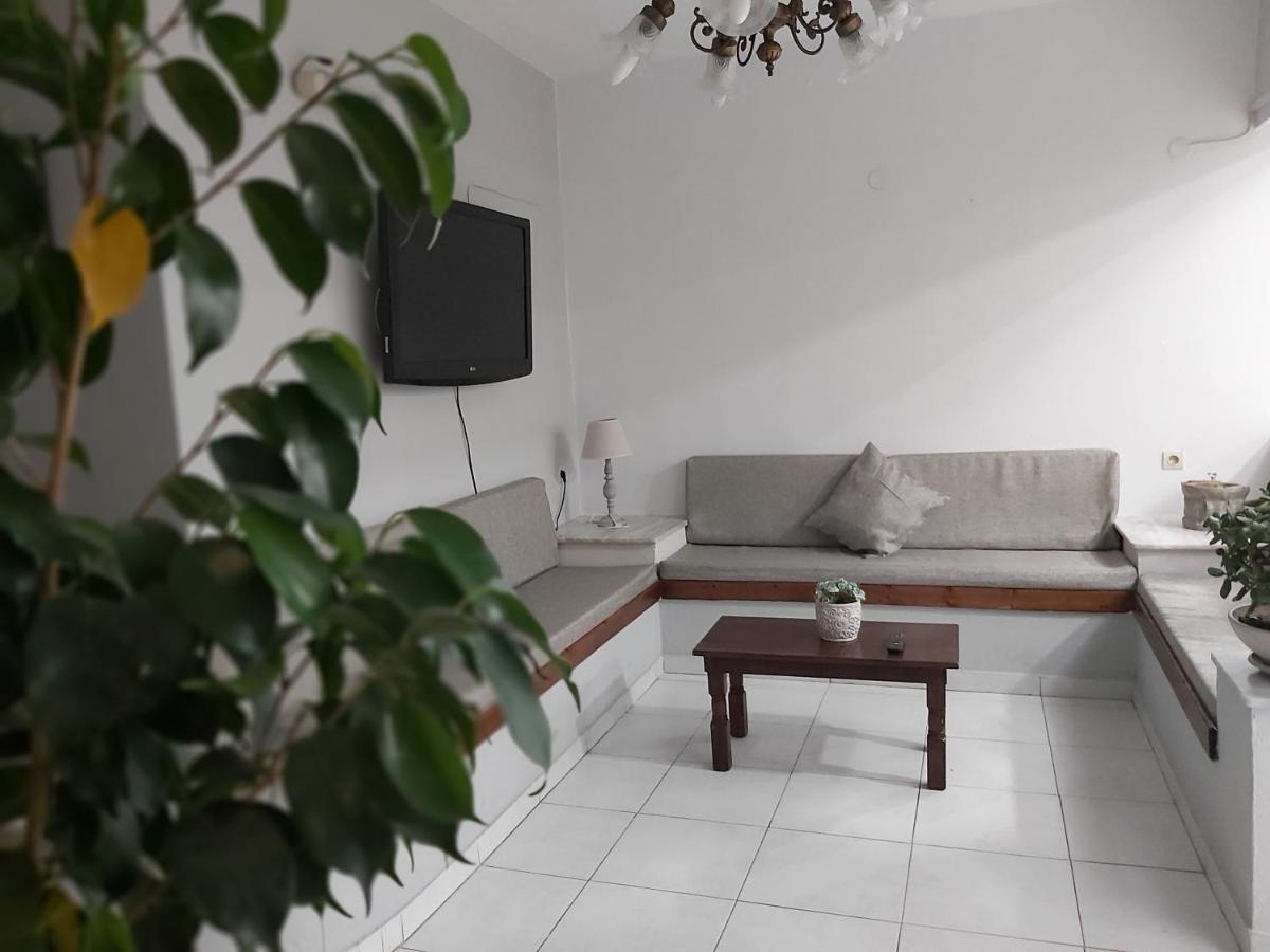 Kasteli Studios & Apartments Pánormos Extérieur photo