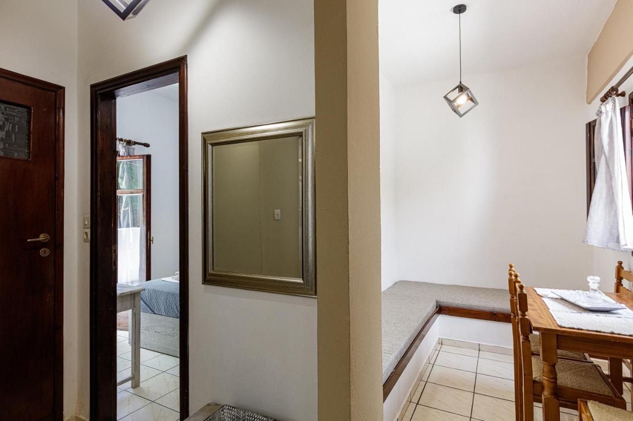 Kasteli Studios & Apartments Pánormos Extérieur photo