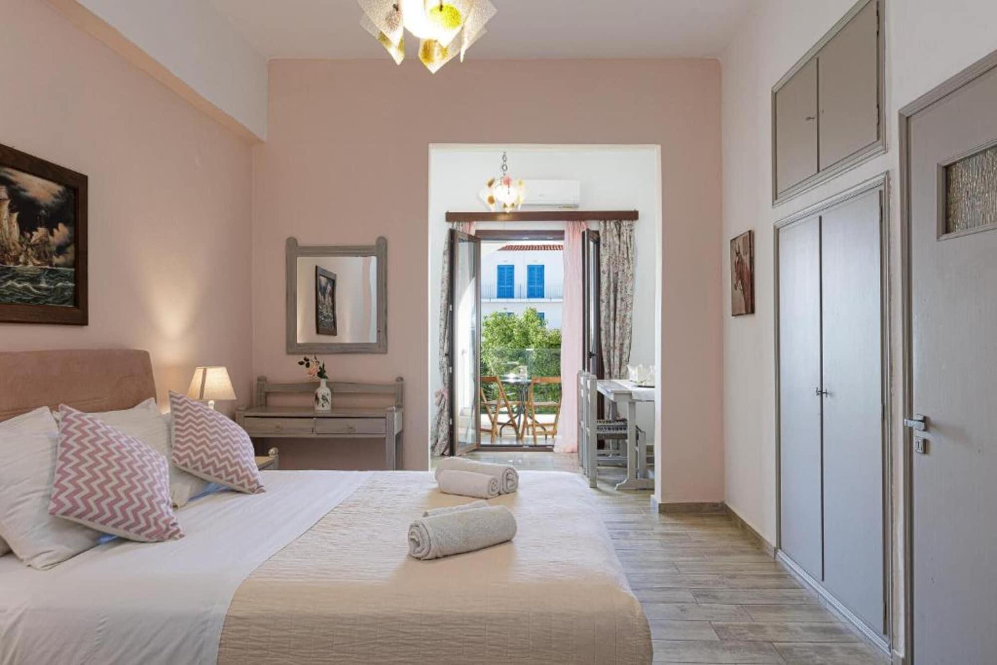 Kasteli Studios & Apartments Pánormos Extérieur photo