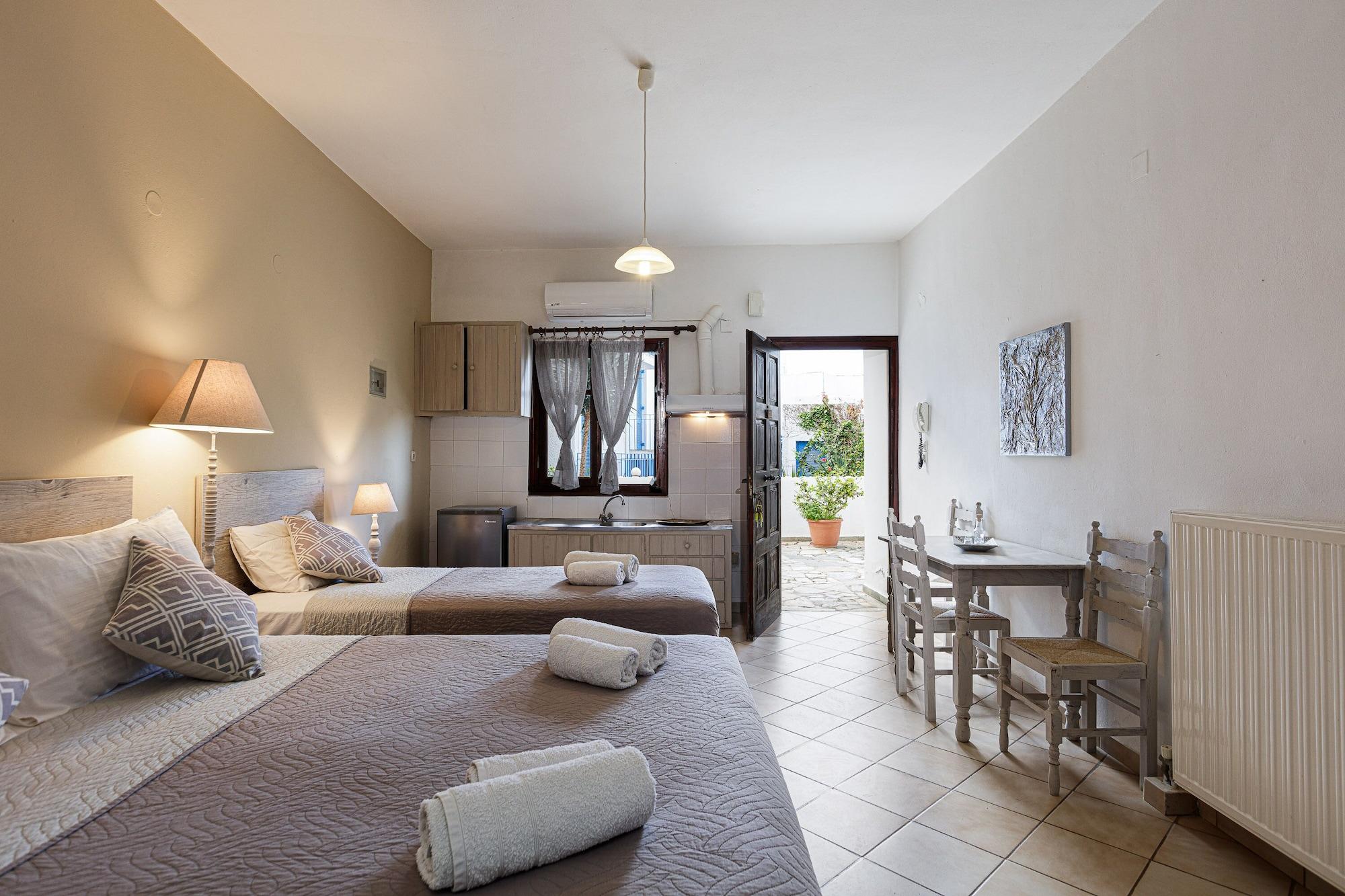 Kasteli Studios & Apartments Pánormos Extérieur photo
